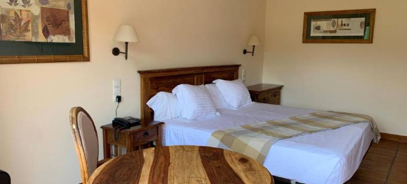 菲格罗拉餐厅酒店(La Figuerola Hotel & Restaurant)图片