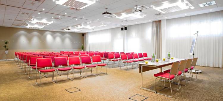 萨莱诺东部雷其诺富特酒店(Novotel Salerno Est Arechi)图片