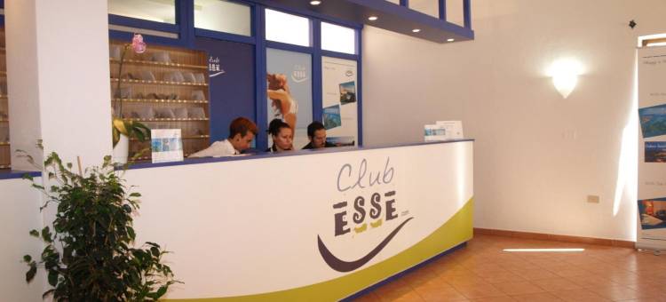 埃塞加卢拉俱乐部海滩酒店(Club Esse Gallura)图片