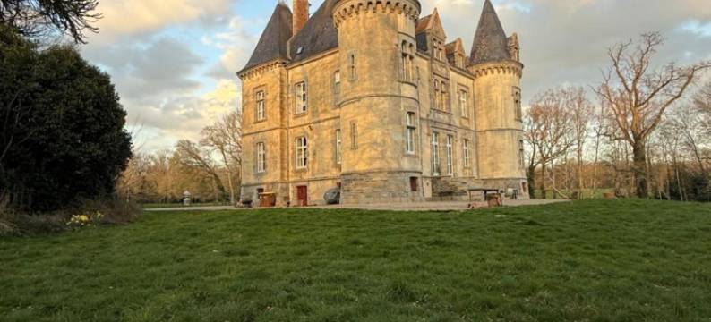 和平角 - 洛内城堡(Coin de Paix - Château de Launay)图片