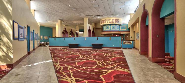 阿尔伯克基市中心温德姆华美达酒店(Ramada Plaza by Wyndham Albuquerque Midtown)图片