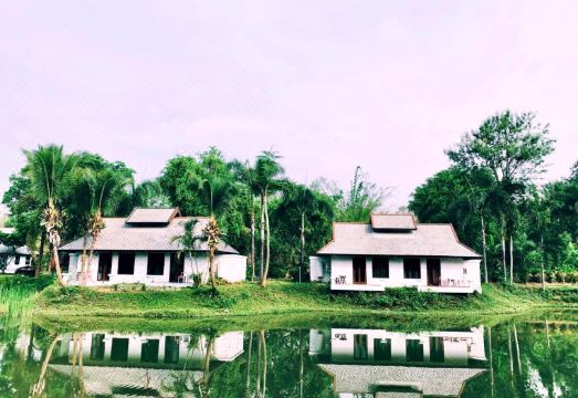 Bura Lumpai Resort Hotel Overview