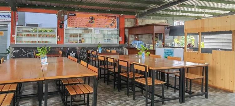 Angrumba Family Homestay Near Rsud Caruban Mitra RedDoorz图片