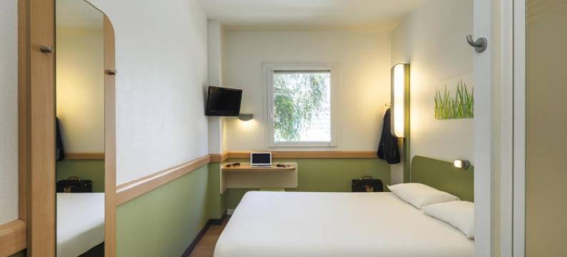 宜必思快捷里尔龙钦酒店-皮埃尔莫罗伊体育场(Ibis Budget Lille Ronchin - Stade Pierre Mauroy)图片