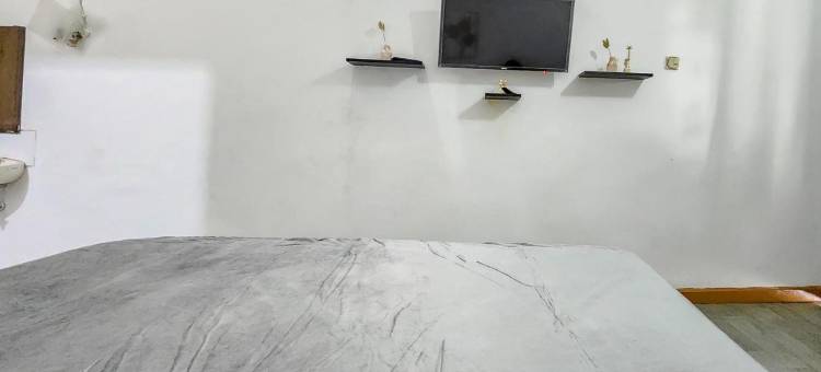 RedDoorz Near Pasar Cipanas图片