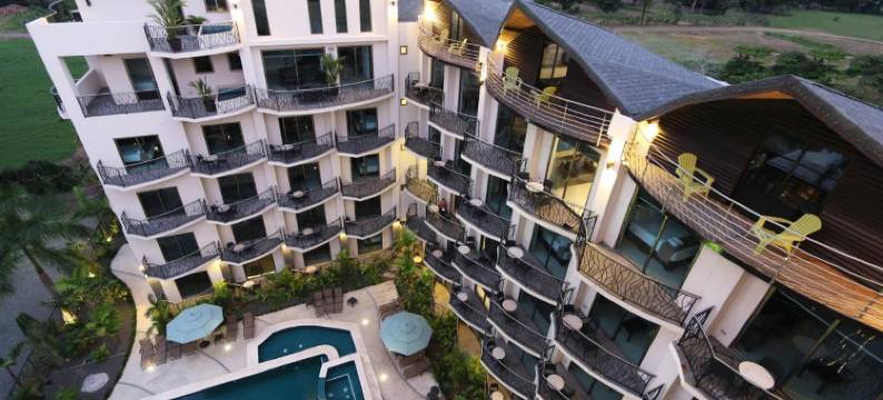 豪华天空顶层公寓 3-6卧室公寓酒店在奥塞阿诺哈各(SKY PENTHOUSES 3BR 3,5 BTH - 6BR 5,5BTH at OCEANO)图片