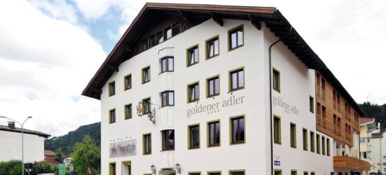 金色阿德勒瓦滕斯酒店(Hotel Goldener Adler Wattens)图片