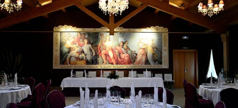 维多莉亚柯洛纳霍斯佩迪乌酒店(Hospedium Hotel Vittoria Colonna)图片