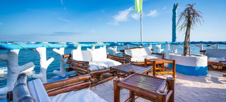 蓝珊瑚海滩度假酒店(Blue Corals Beach Resort)图片