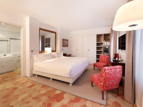 帕尔马AH艺术酒店