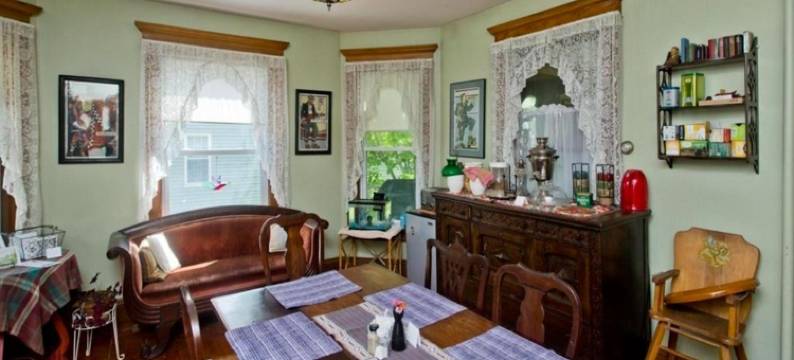 开花旅馆(Blooming Inn Shelburne Falls)图片