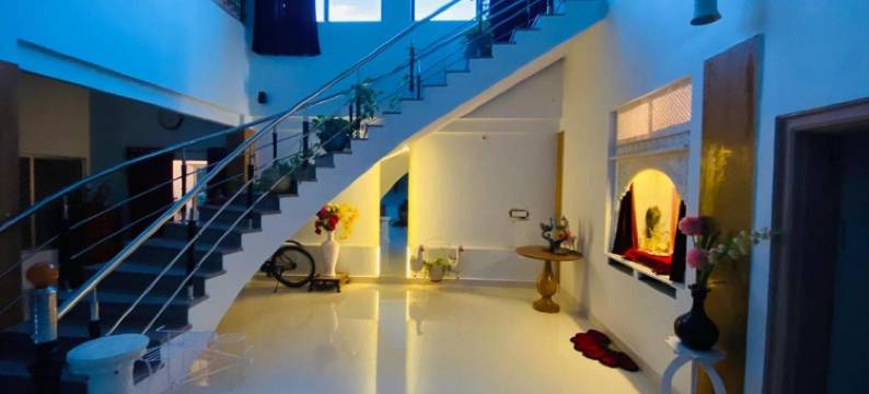 沙漠夜晚酒店(Desert Nights)图片