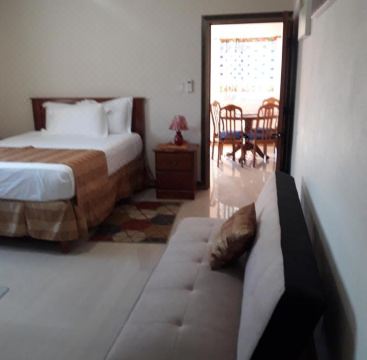 Paradise Place Grande King Hotel Overview