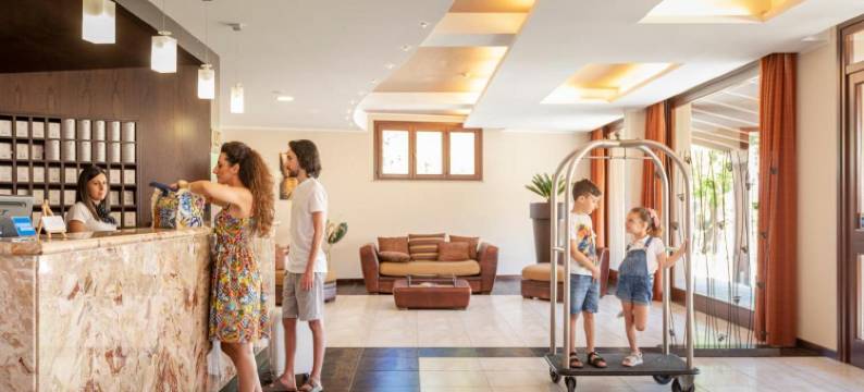 吉娜公园别墅酒店(Villa Zina Family Resort)图片