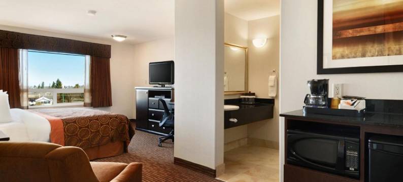 特斯达乐卡纳尔塔酒店(Canalta Hotel Tisdale)图片