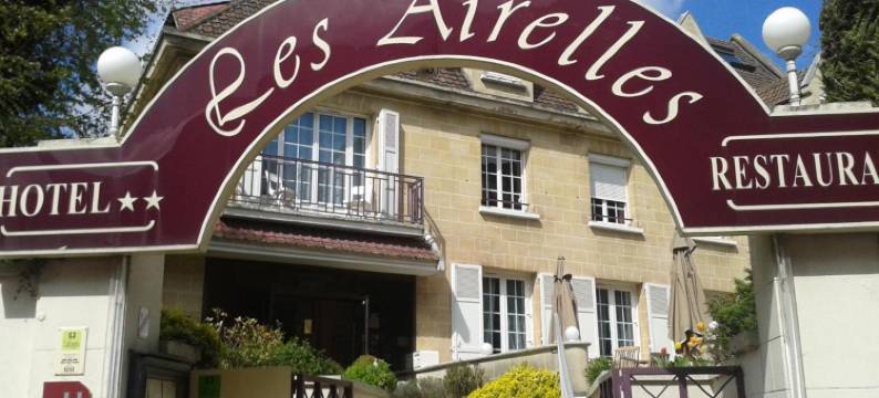 罗吉斯莱斯艾雷勒(Logis Hôtel les Airelles Neufchâtel En Bray)图片