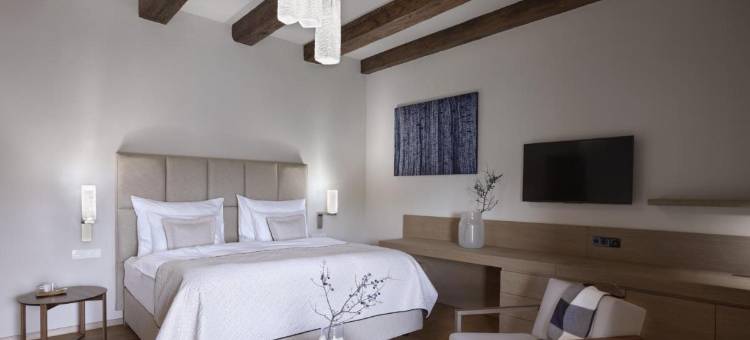 劳丁斯克酒店(Lotrinsky Hotel)图片