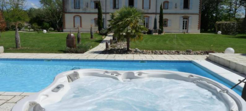 玛诺尔尚特里尔酒店(Manoir des Chanterelles)图片