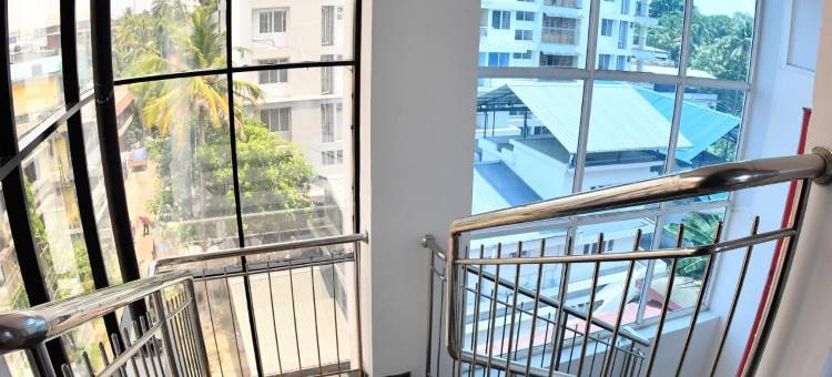 普典首都酒店(Puthens Capitol Inn)图片