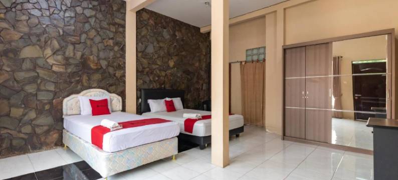 红多兹酒店-苏加诺哈达英达(RedDoorz @ Soekarno Hatta Indah)图片