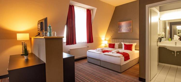 勃兰登堡河畔哈维尔湖酒店(Seehotel Brandenburg an der Havel)图片