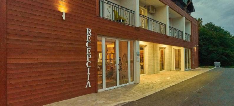 赛尔达尔酒店(Hotel Serdar)图片