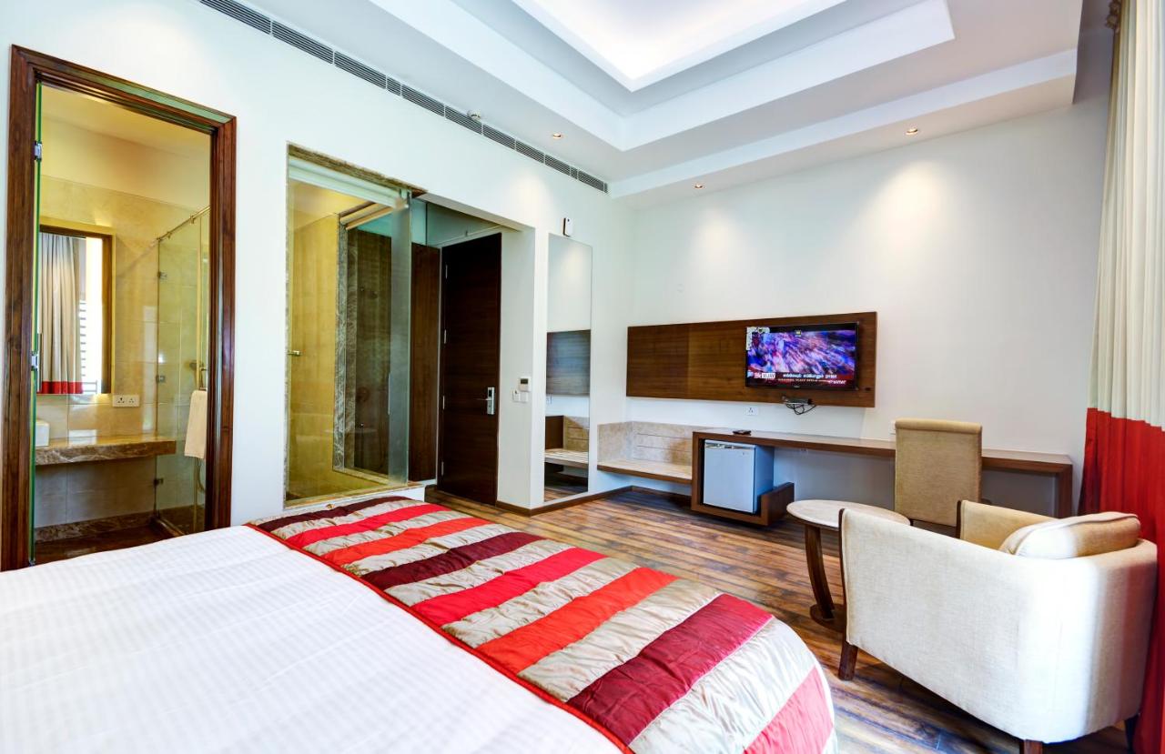 La Sagrita Hotel Overview