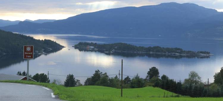 哈当厄尔住宿加早餐旅馆(Hardanger Rom & Harmonium "The Green B&B")图片