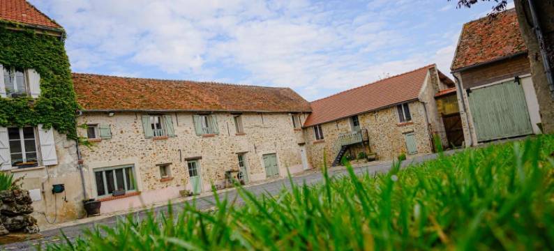 弗尔姆迪松格住宿加早餐庄园酒店(Maison d'Hôtes Ferme d'Issonges B&B)图片