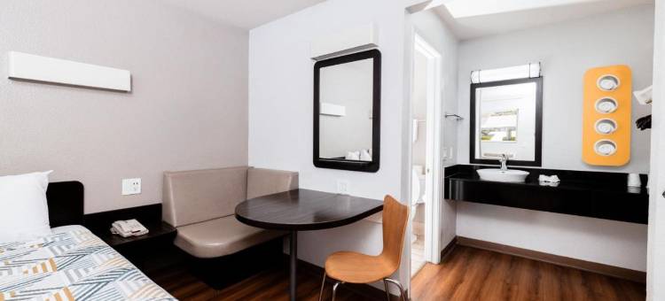 安大略机场6号汽车旅馆(Motel 6 Ontario, CA - Airport)图片