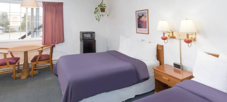 克雷申特城旅程住宿酒店(Redwood Inn)图片