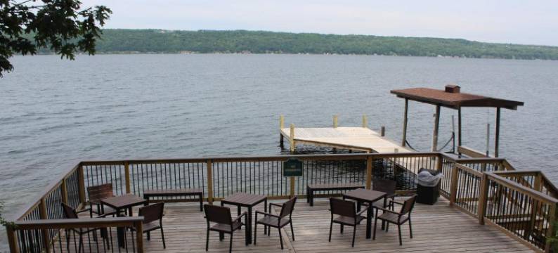 辛格岛海岸酒店(Single Island Shores)图片