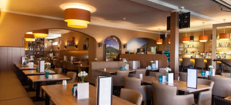 里沃斯餐厅酒店(Rivers Hotel)图片