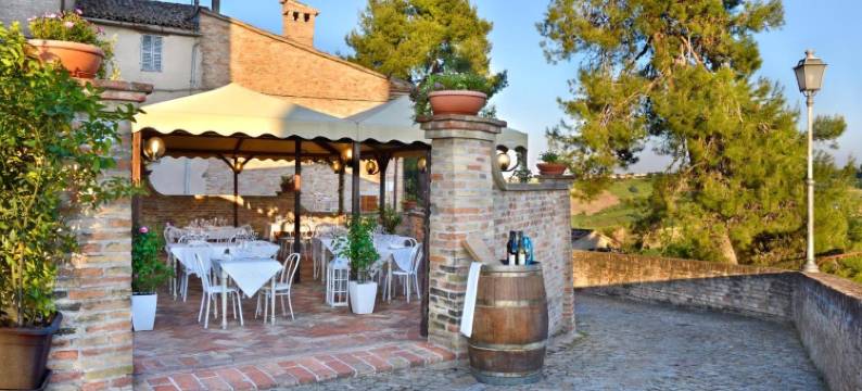 迪夫索博尔戈蒙特玛格诺酒店(Albergo Diffuso Borgo Montemaggiore)图片