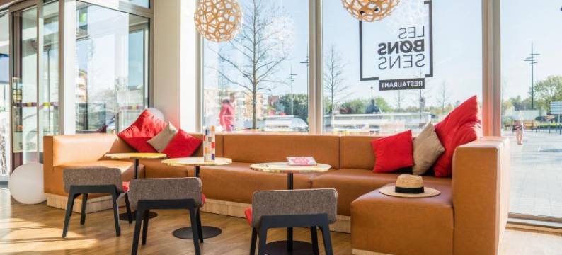 宜必思尚品基扬古尔凡尔赛宫(ibis Styles Versailles Guyancourt)图片