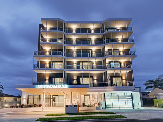 嘉湖利托摩尔套房酒店