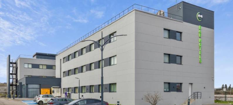 拉斯罗萨斯民宿酒店(B&B Hotel Madrid Las Rozas)图片