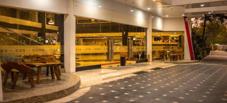 赛普法阿拉凯里亚德饭店(Kyriad Arra Hotel Cepu)图片