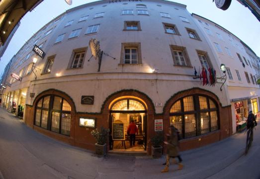 Altstadt Hotel StadtkrugHotel Overview