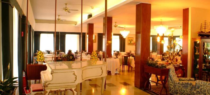 布洛利亚酒店(Hotel Broglia)图片