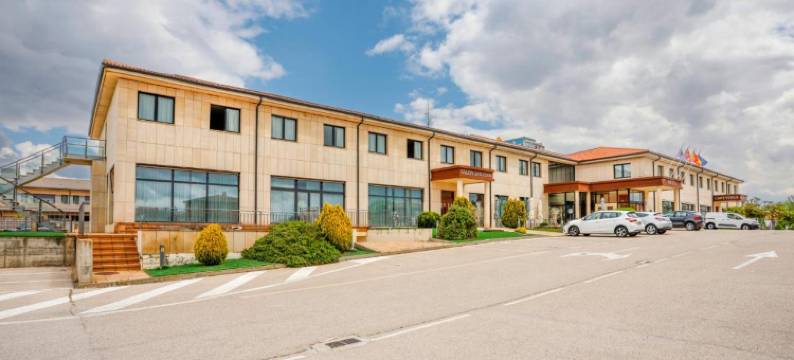 阿尔马桑别墅酒店(Hotel Villa de Almazan)图片