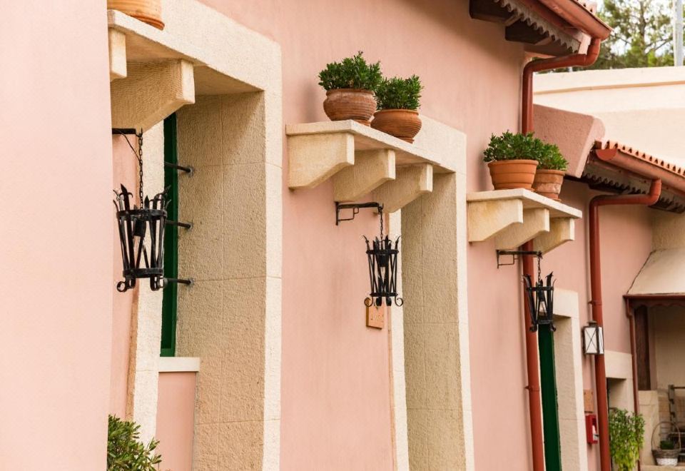 Villa Archanes Hotel Overview