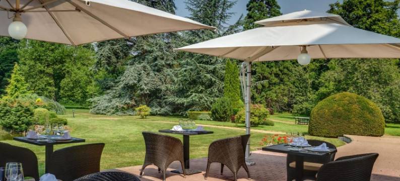 邦东斯古堡酒店(Château des Bondons EI)图片