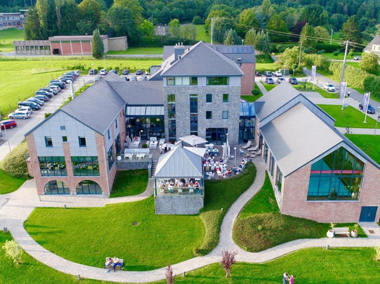 奥兹恩阿登纳酒店