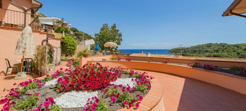 罗西洛可酒店(Hotel Lo Scirocco)图片