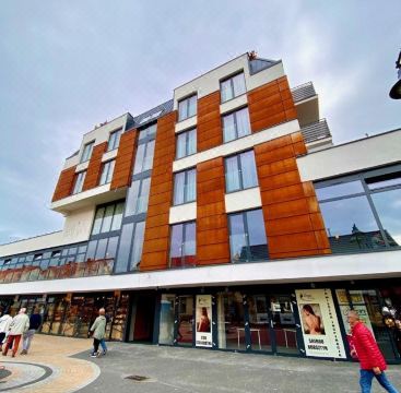 Amber Port Hotel Overview