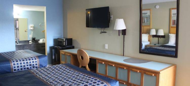 坦帕布什花园游乐场汽车旅馆(Tampa Inn Near Busch Gardens)图片
