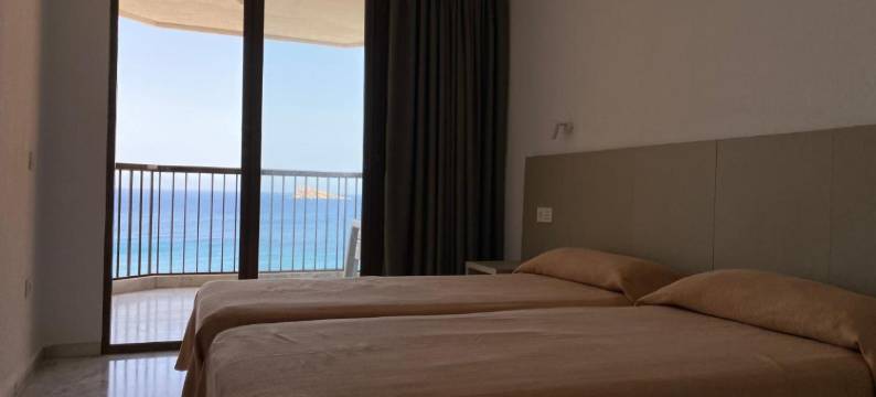 贝尼东绿洲公寓(Apartamentos Oasis Benidorm)图片