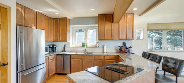 舒适的科罗拉多退藏处带露台，烧烤和游泳池通道(Cozy Colorado Retreat with Deck, Grill and Pool Access)图片