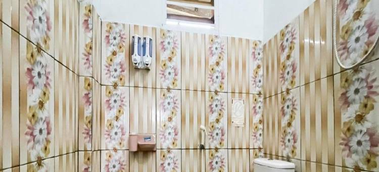 RedDoorz near Salib Kasih Tarutung图片